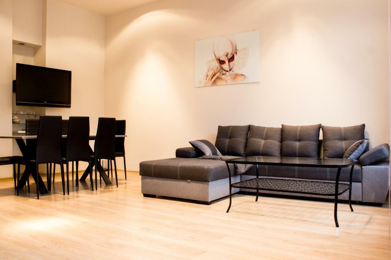 Sauna Luxurious Apartment คราคูฟ ภายนอก รูปภาพ
